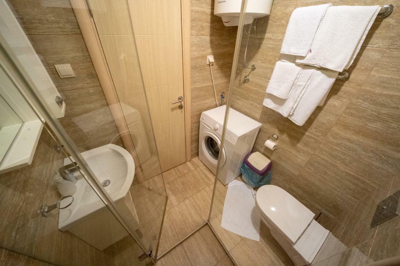 בודווה Apartments Crystall מראה חיצוני תמונה