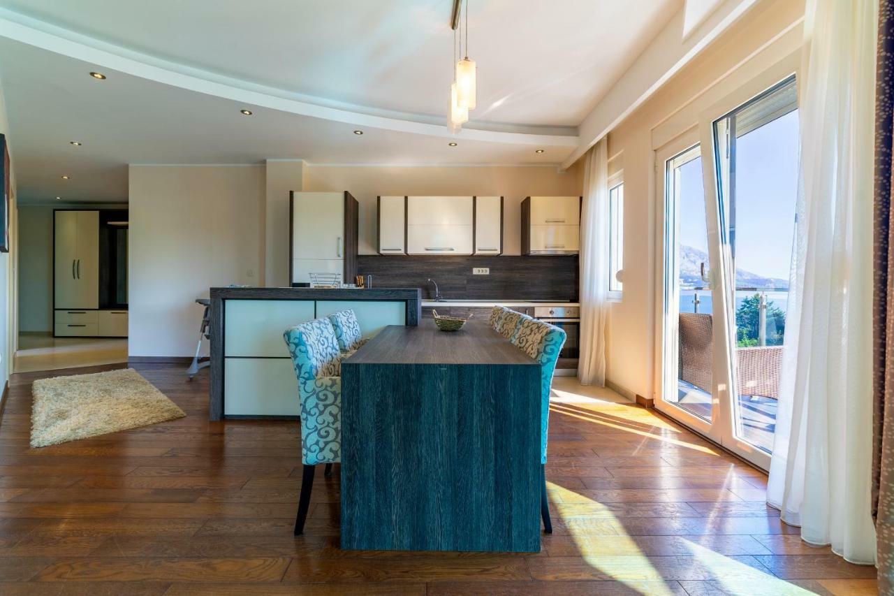 בודווה Apartments Crystall מראה חיצוני תמונה