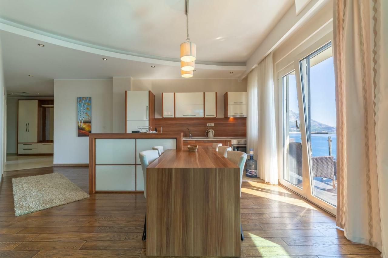 בודווה Apartments Crystall מראה חיצוני תמונה